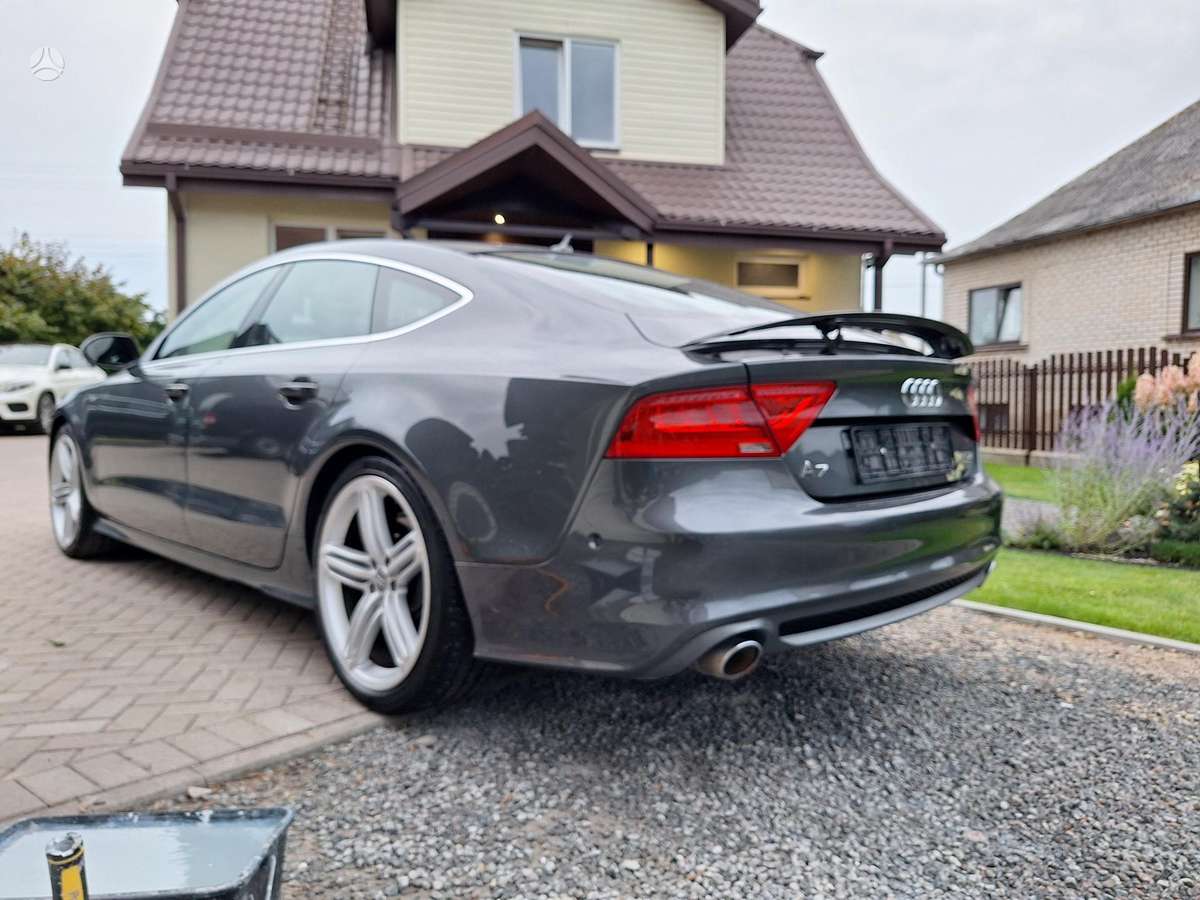 Audi A7, 3.0 l., Седан