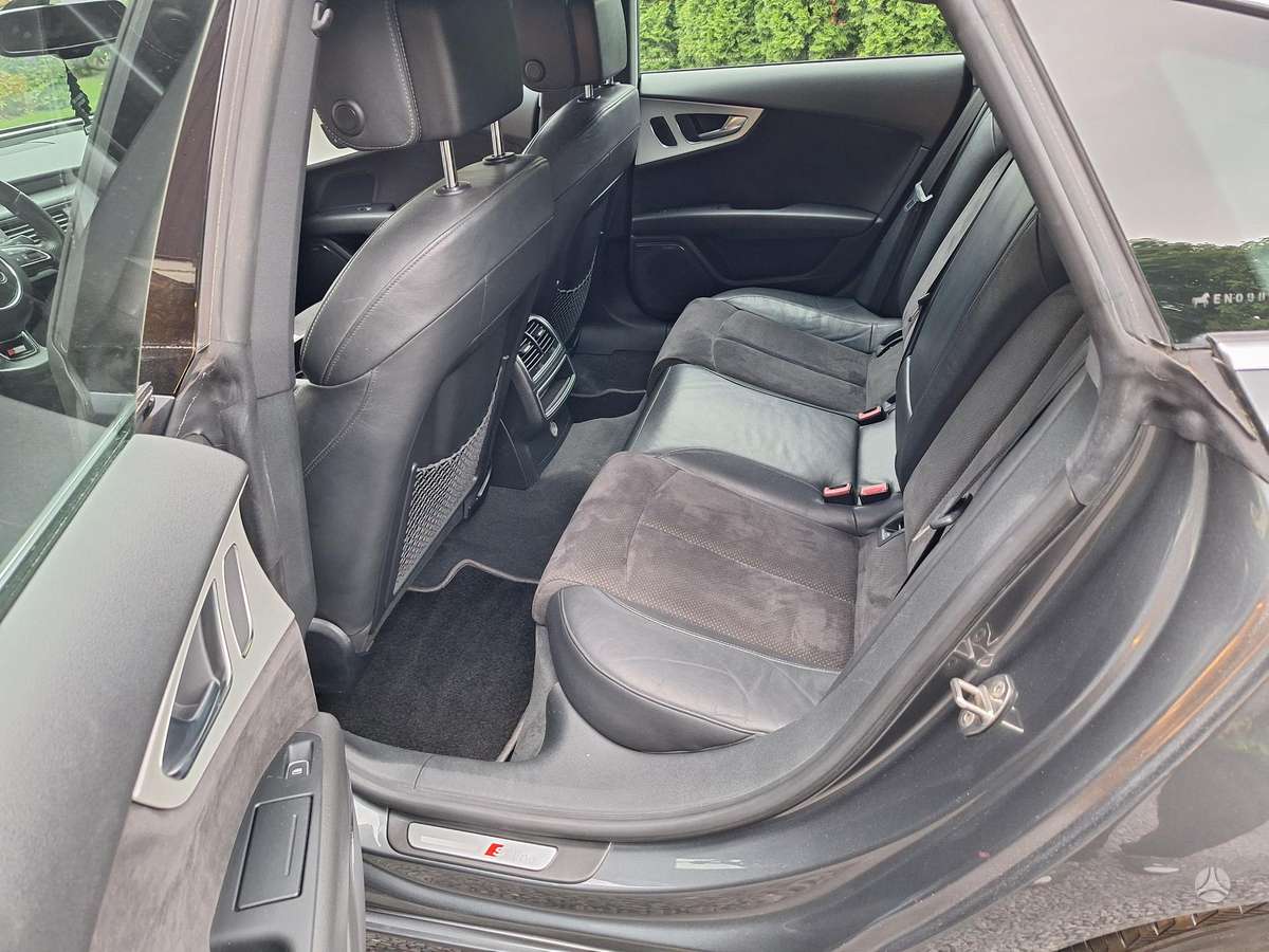Audi A7, 3.0 l., Седан