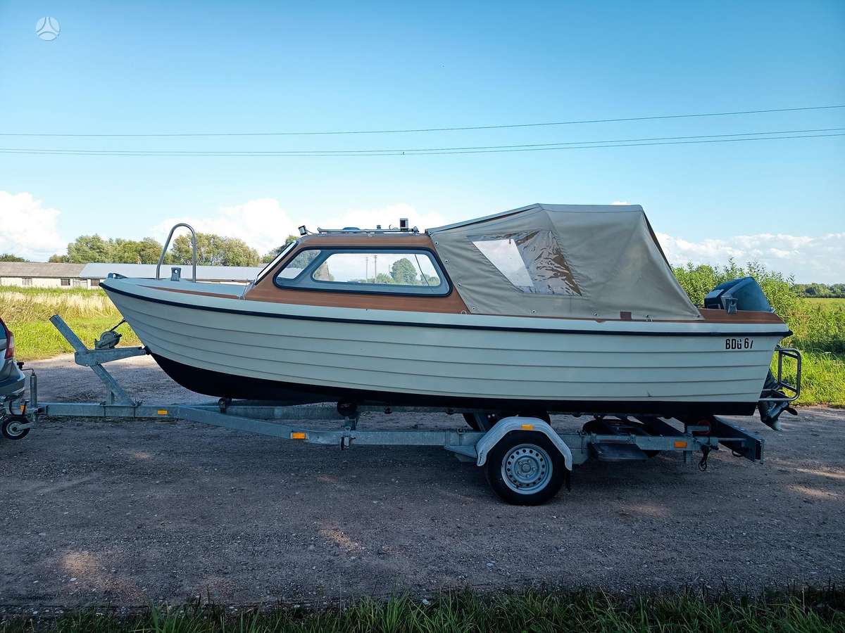 Monark 555, yachts / cruisers