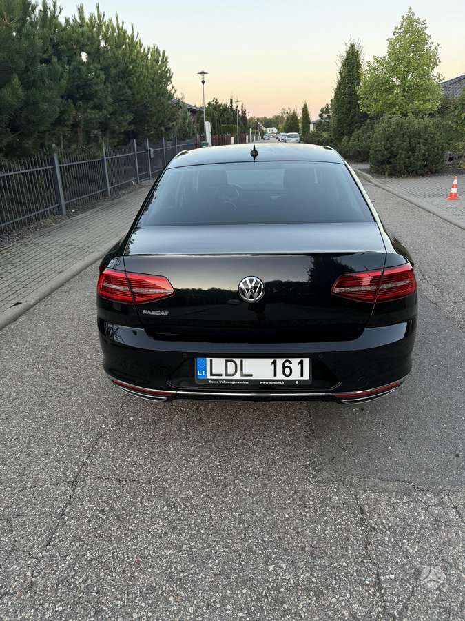 Volkswagen Passat - 5