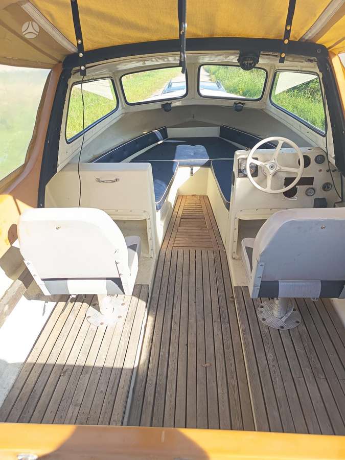 Monark 555, яхты / катера