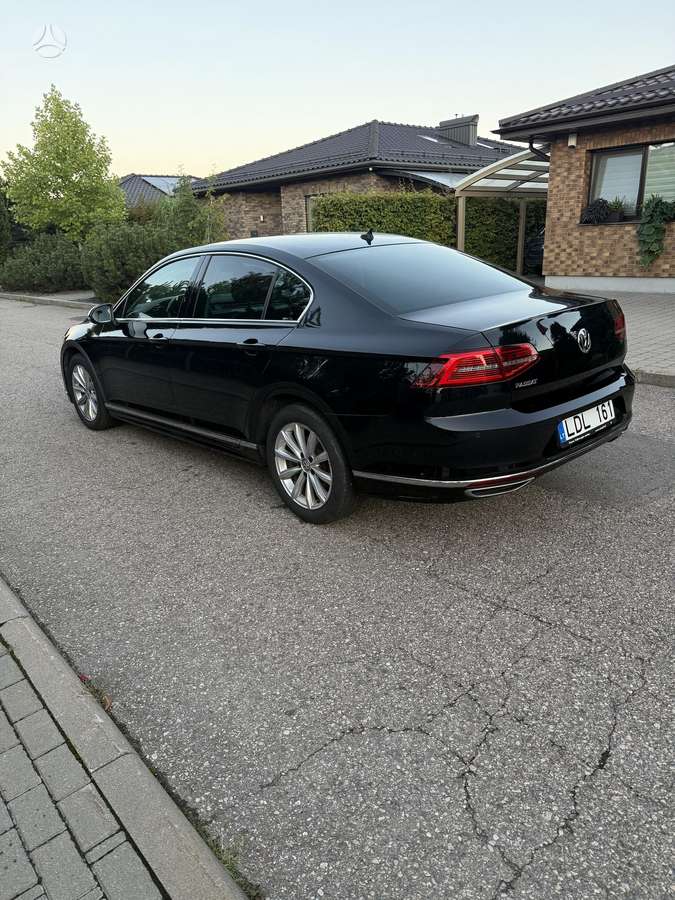 Volkswagen Passat - 6