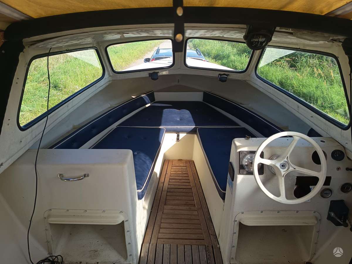 Monark 555, яхты / катера