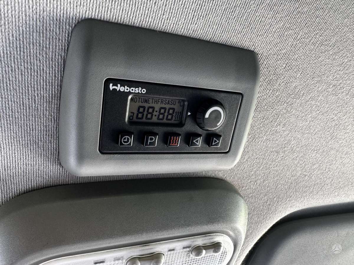 Opel Vivaro, 2.5 l., Минивэн