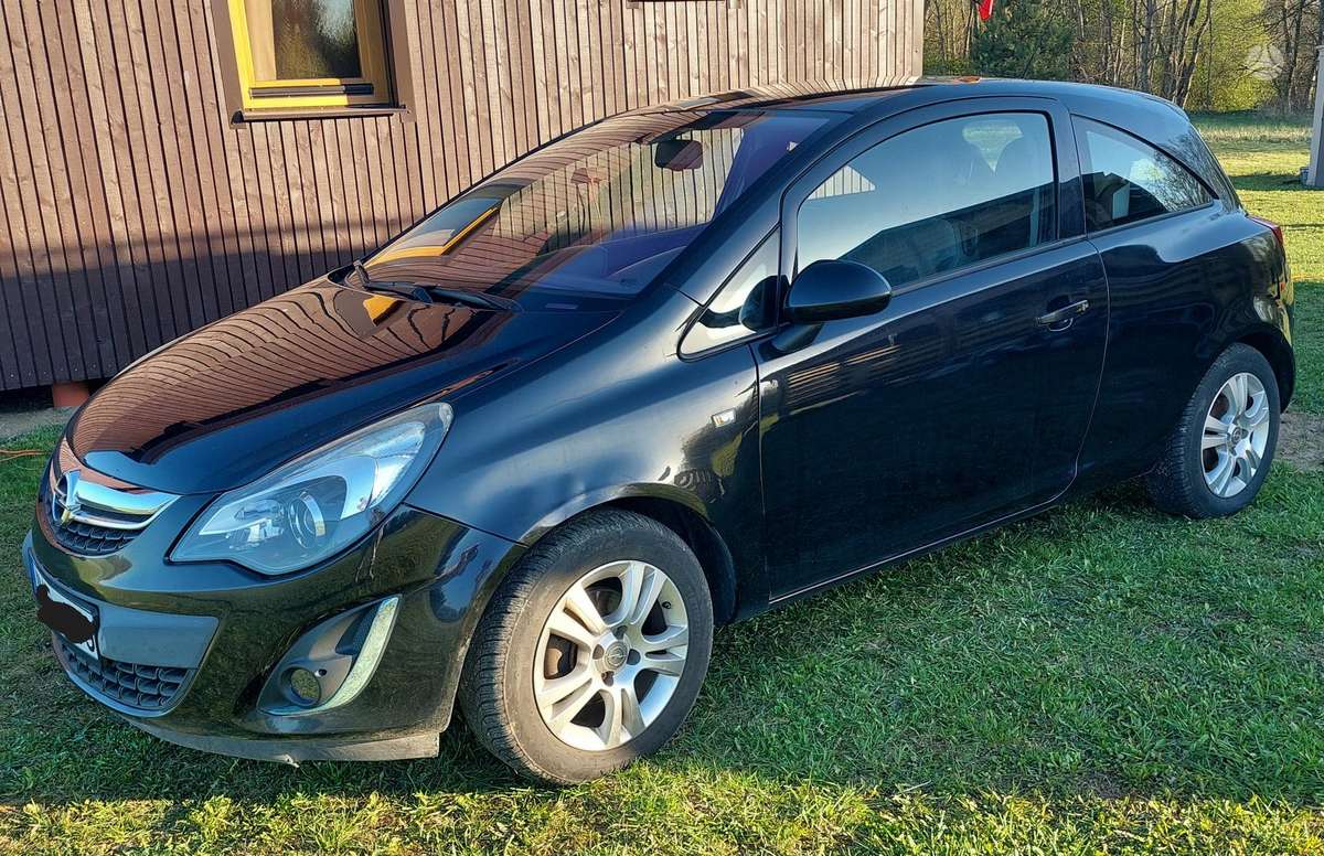 Opel Corsa, 1.3 l., Хэтчбек