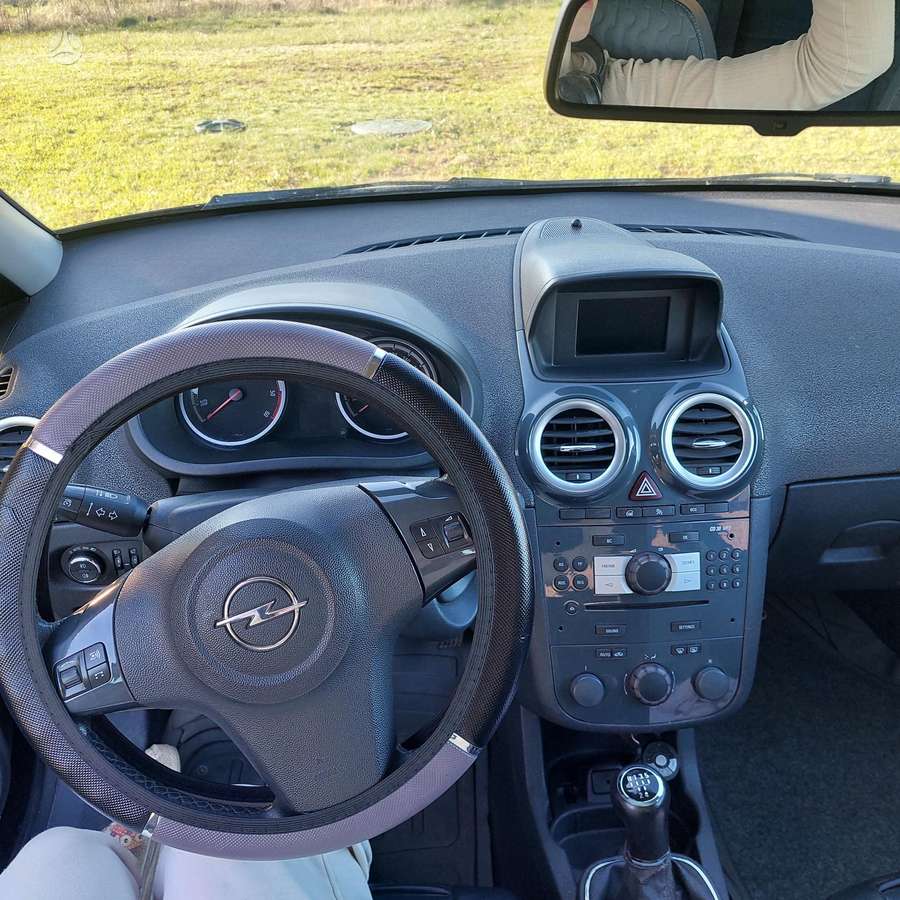 Opel Corsa, 1.3 l., hatchback