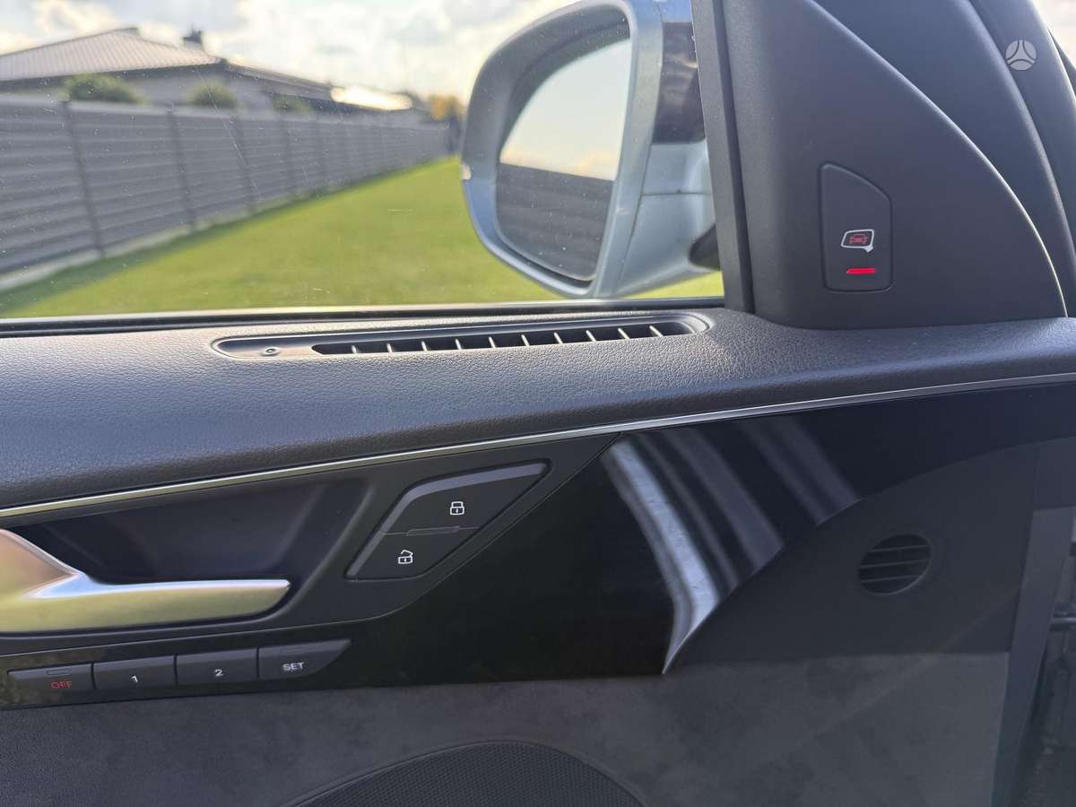 Audi A8, 3.0 l., Седан
