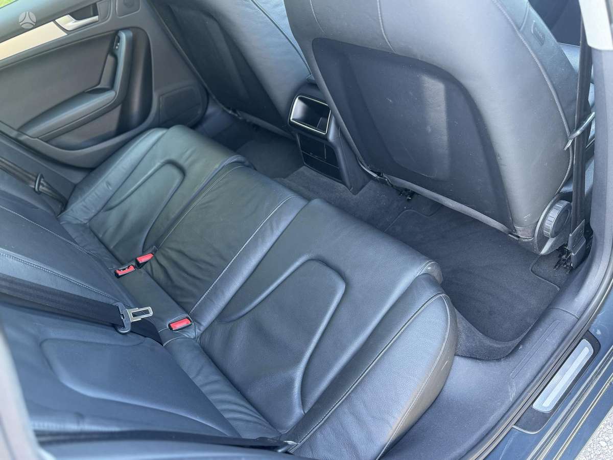 Audi A4, 2.0 l., Универсал