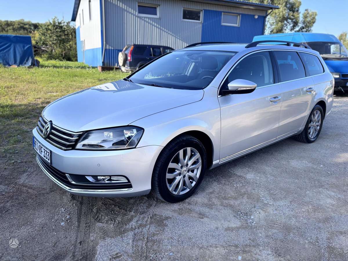 Volkswagen Passat - 9
