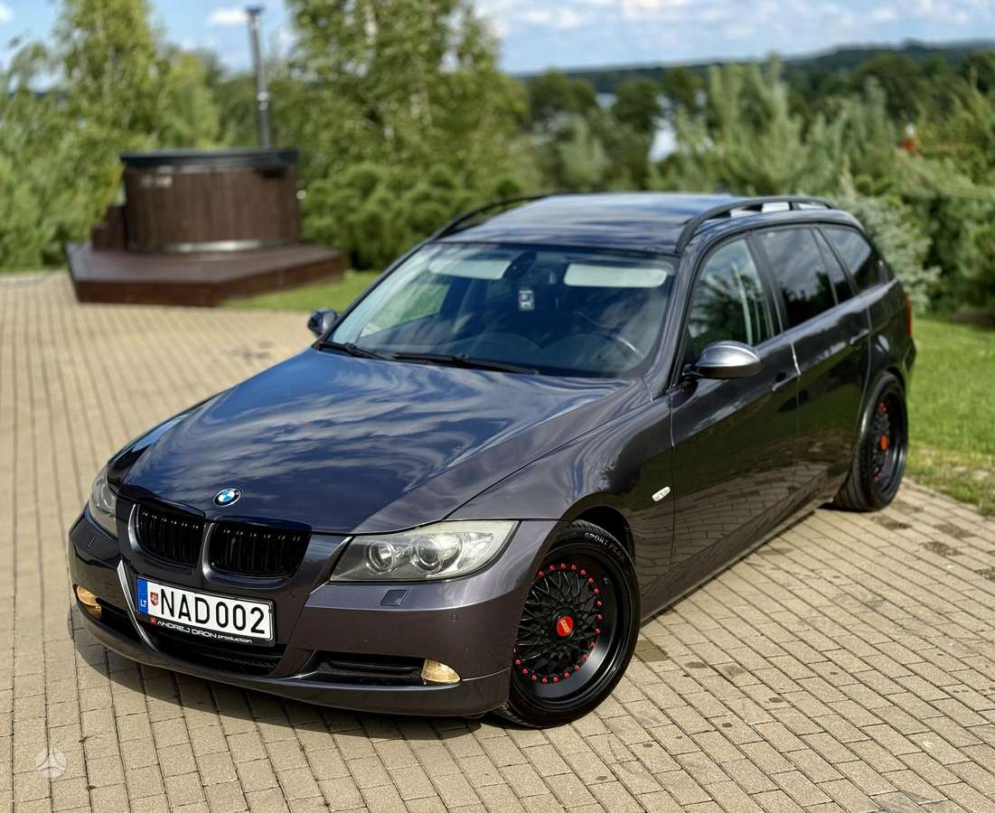 BMW 320, Универсал