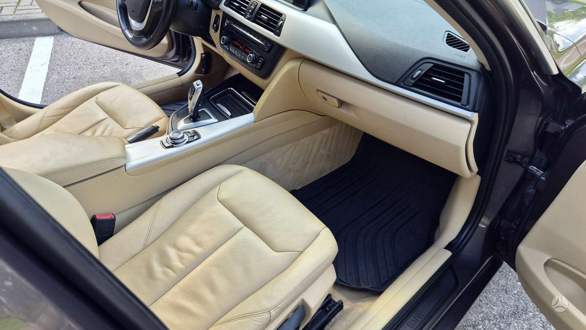 BMW 320, 2.0 l., universalas
