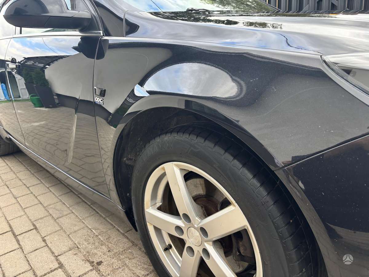 Opel Insignia, 2.0 l., Универсал