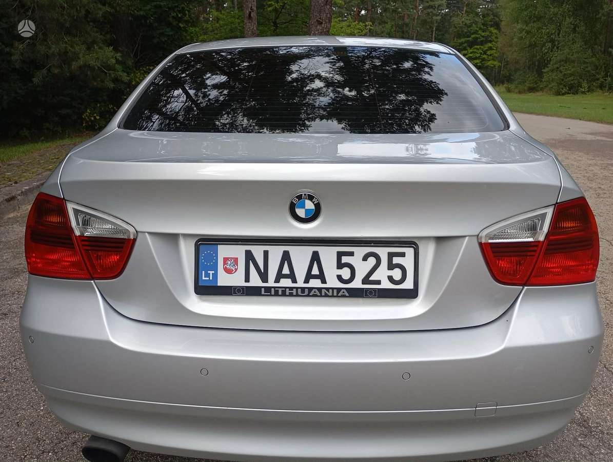 BMW 318, 2.0 l., Седан