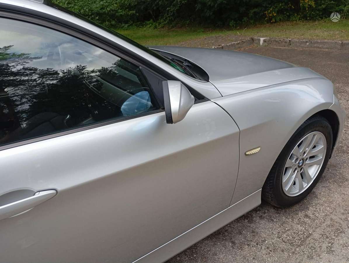 BMW 318, 2.0 l., Седан