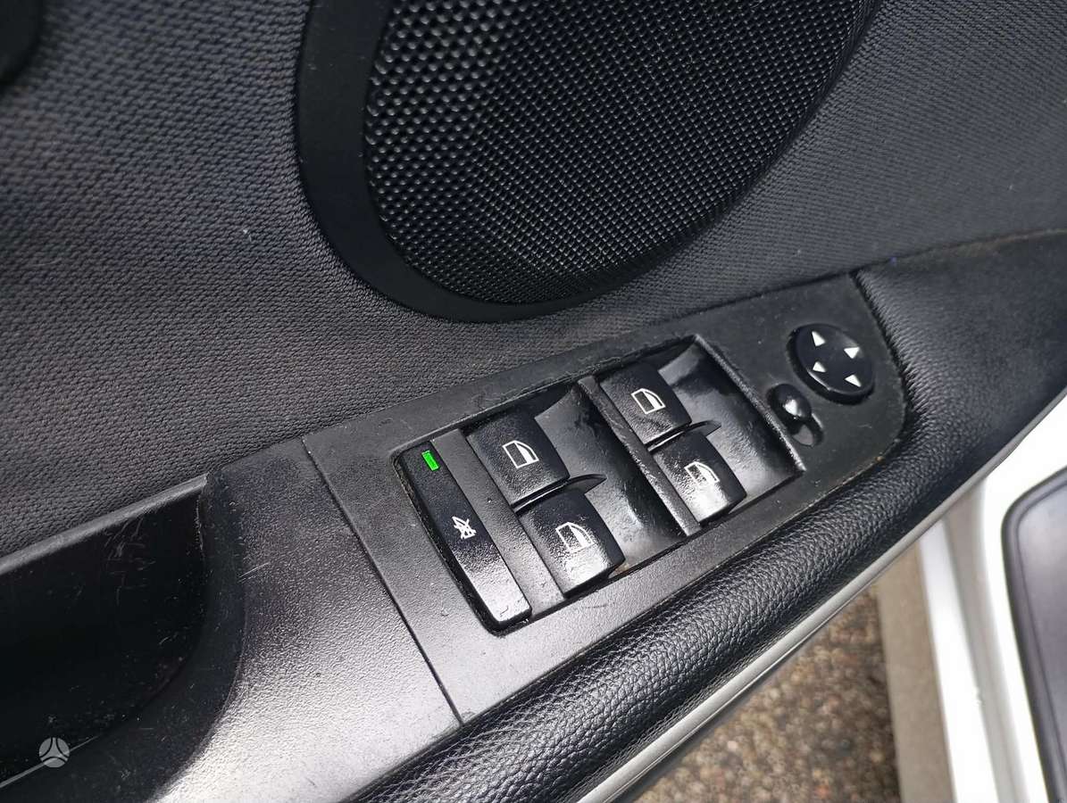 BMW 318, 2.0 l., Седан