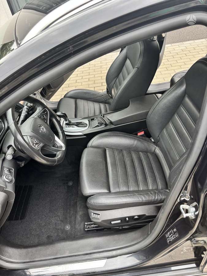 Opel Insignia, 2.0 l., Универсал