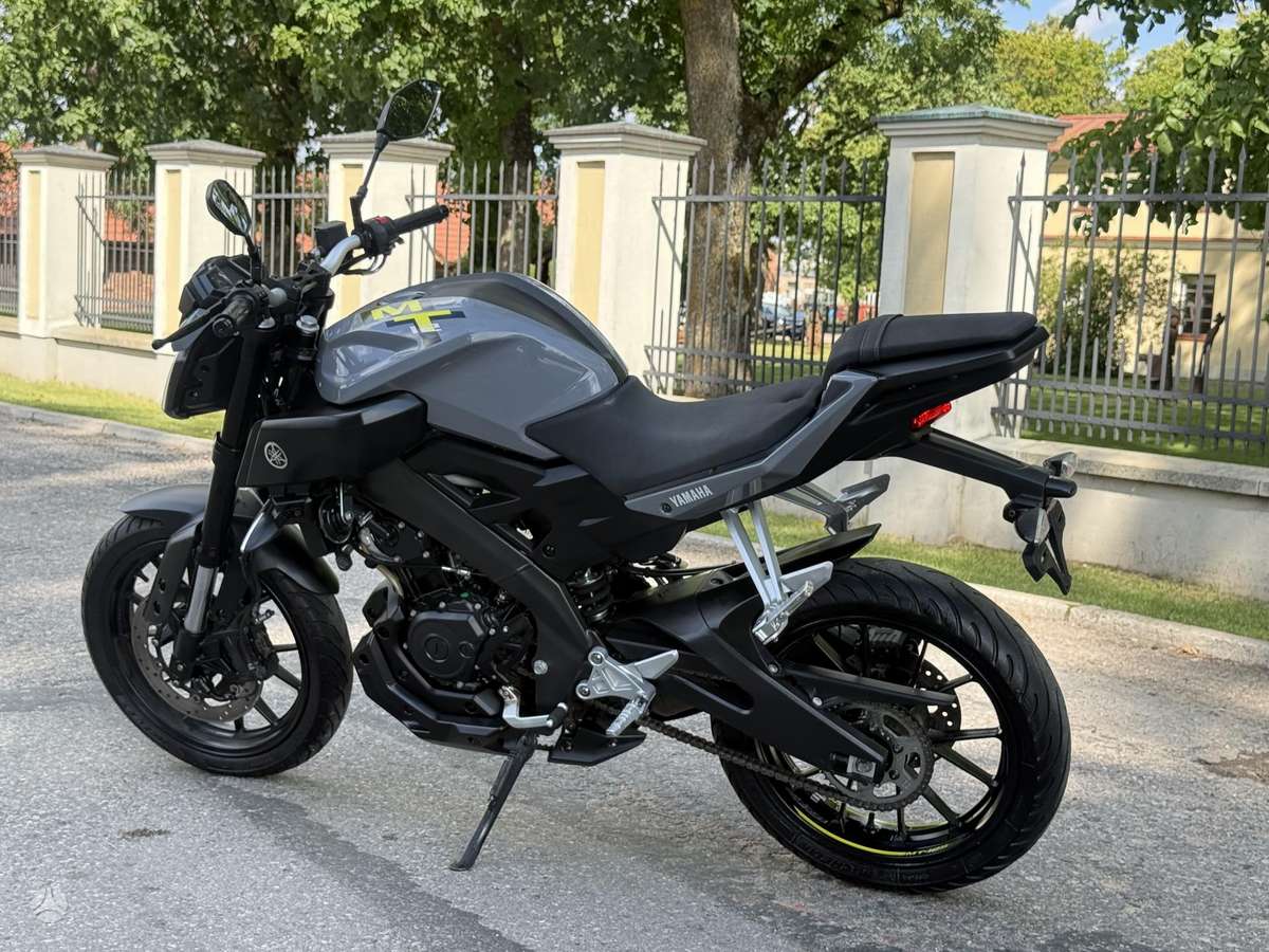 Yamaha MT 125 125cc, street / classic