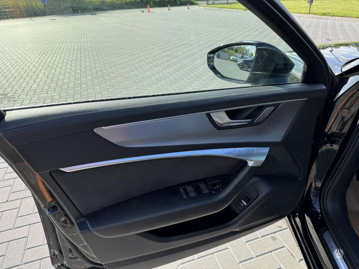 Audi A6, 3.0 l., Седан