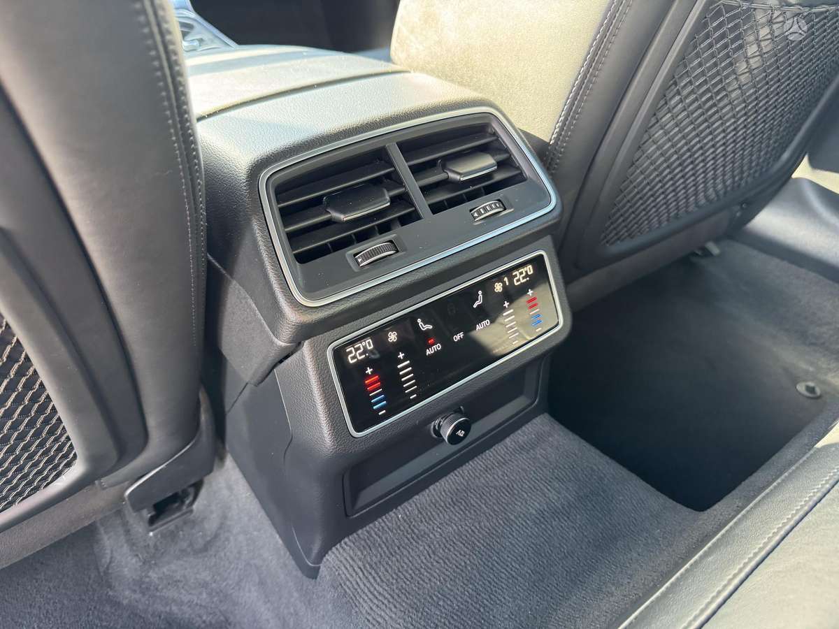 Audi A6, 3.0 l., Седан