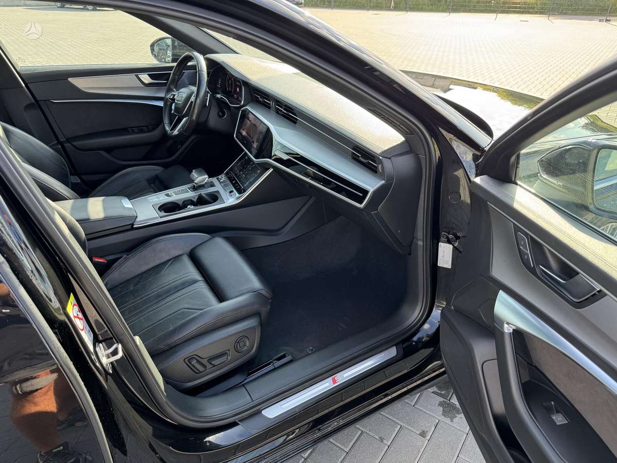 Audi A6, 3.0 l., Седан