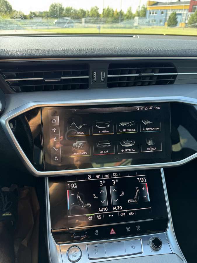 Audi A6, 3.0 l., Седан