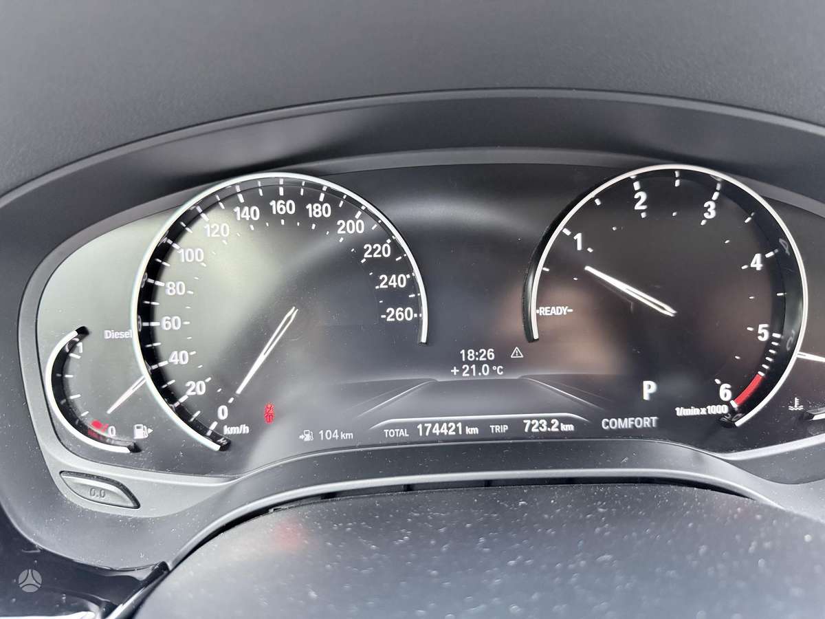 BMW 520, 2.0 l., Седан