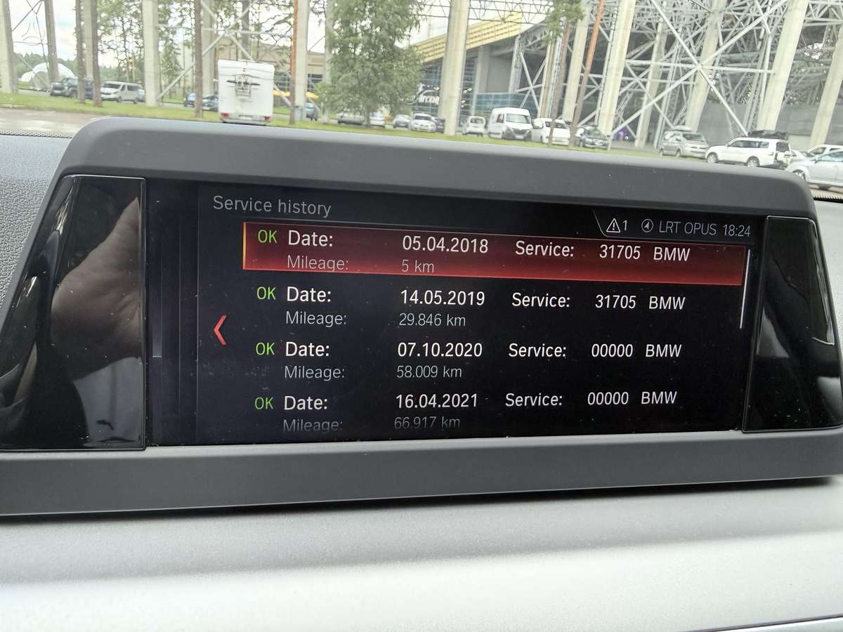 BMW 520, 2.0 l., Седан