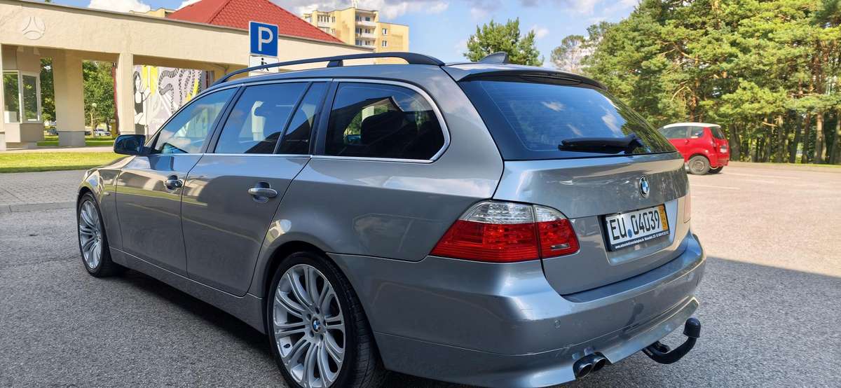 BMW 530, 2.5 l., wagon