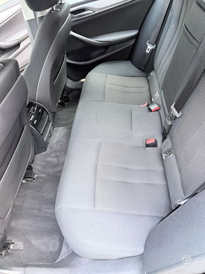 BMW 520, 2.0 l., Седан