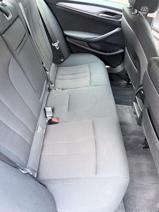 BMW 520, 2.0 l., Седан