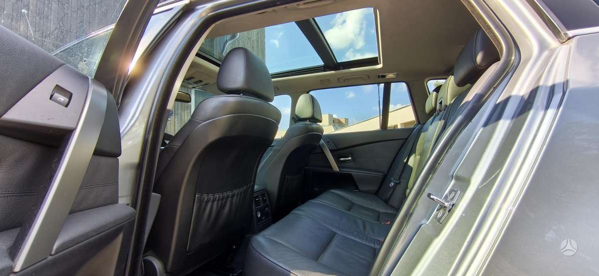 BMW 530, 2.5 l., wagon