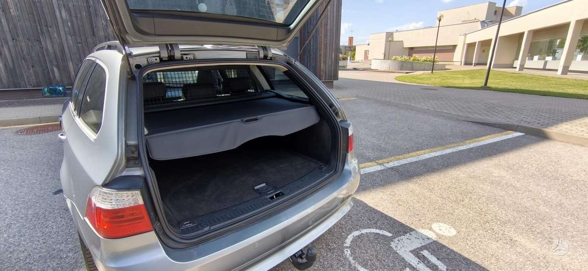 BMW 530, 2.5 l., wagon