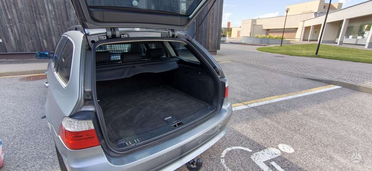BMW 530, 2.5 l., wagon