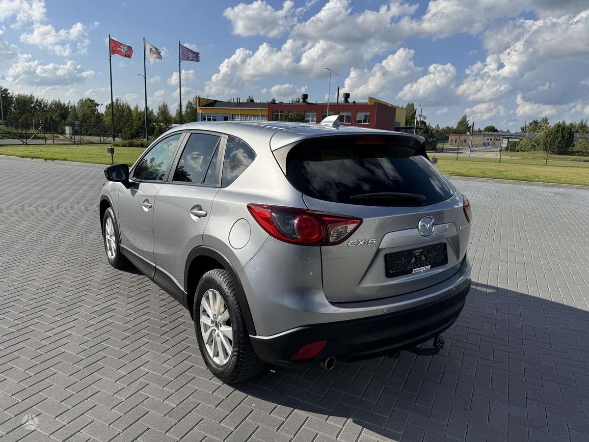 Mazda CX-5, 2.2 l., off-road / crossover