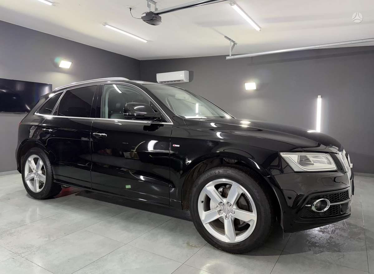 Audi Q5, 2.0 l., Внедорожник / Кроссовер