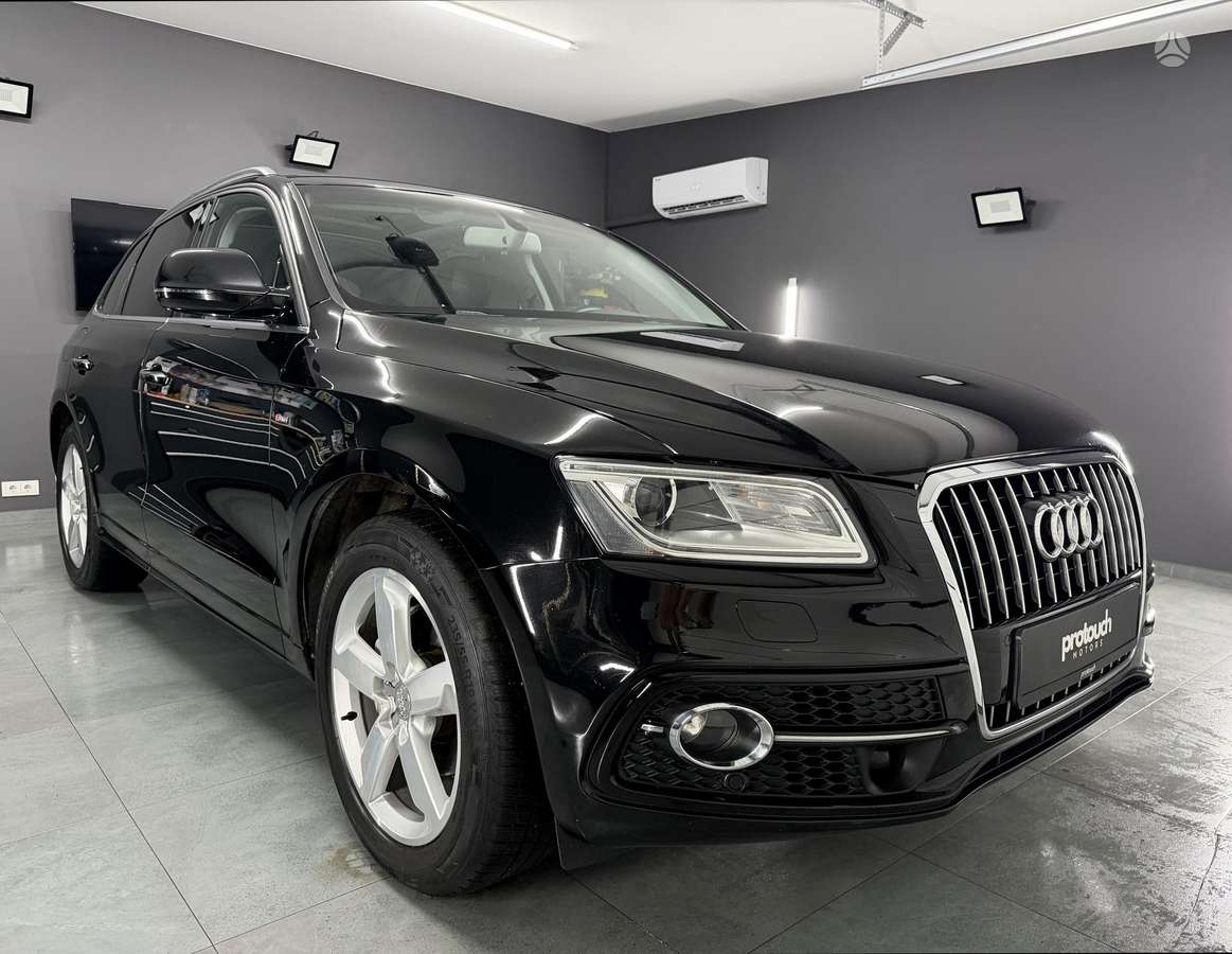 Audi Q5, 2.0 l., Внедорожник / Кроссовер