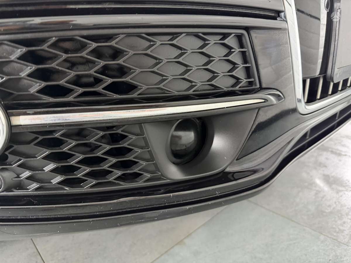 Audi Q5, 2.0 l., Внедорожник / Кроссовер