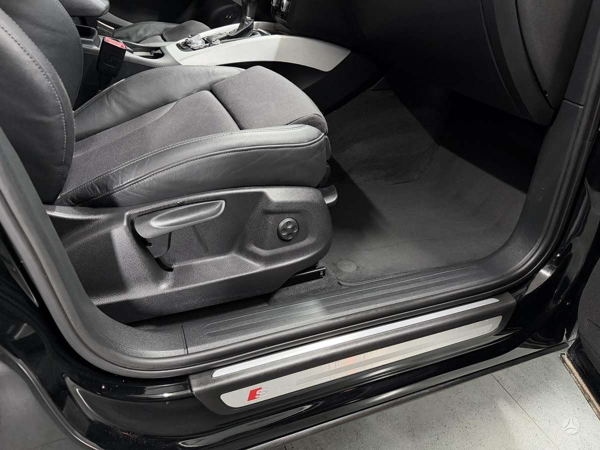 Audi Q5, 2.0 l., Внедорожник / Кроссовер