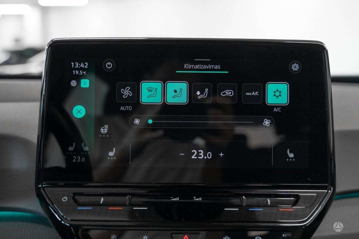 Volkswagen ID.3, hatchback