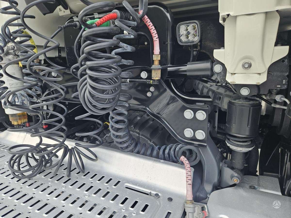 DAF XF 480 FT, double sleeper