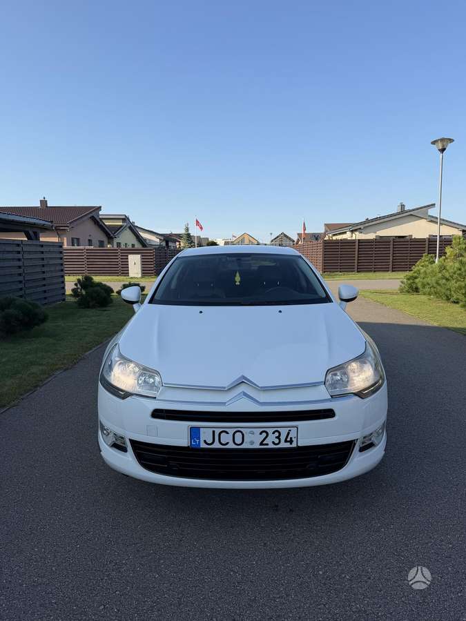 Citroen C5, 1.6 l., Седан