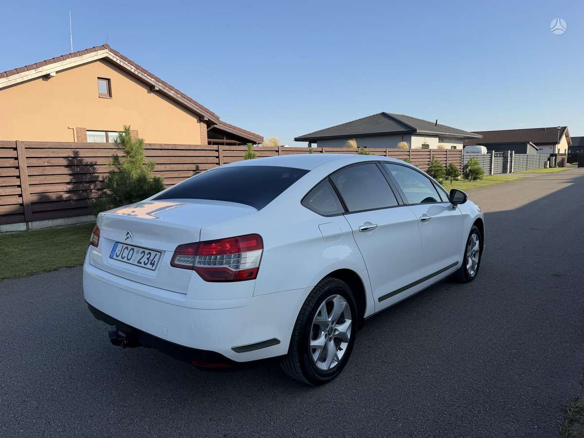 Citroen C5, 1.6 l., Седан