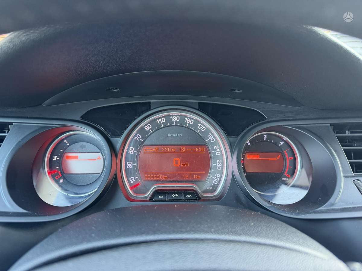 Citroen C5, 1.6 l., Седан