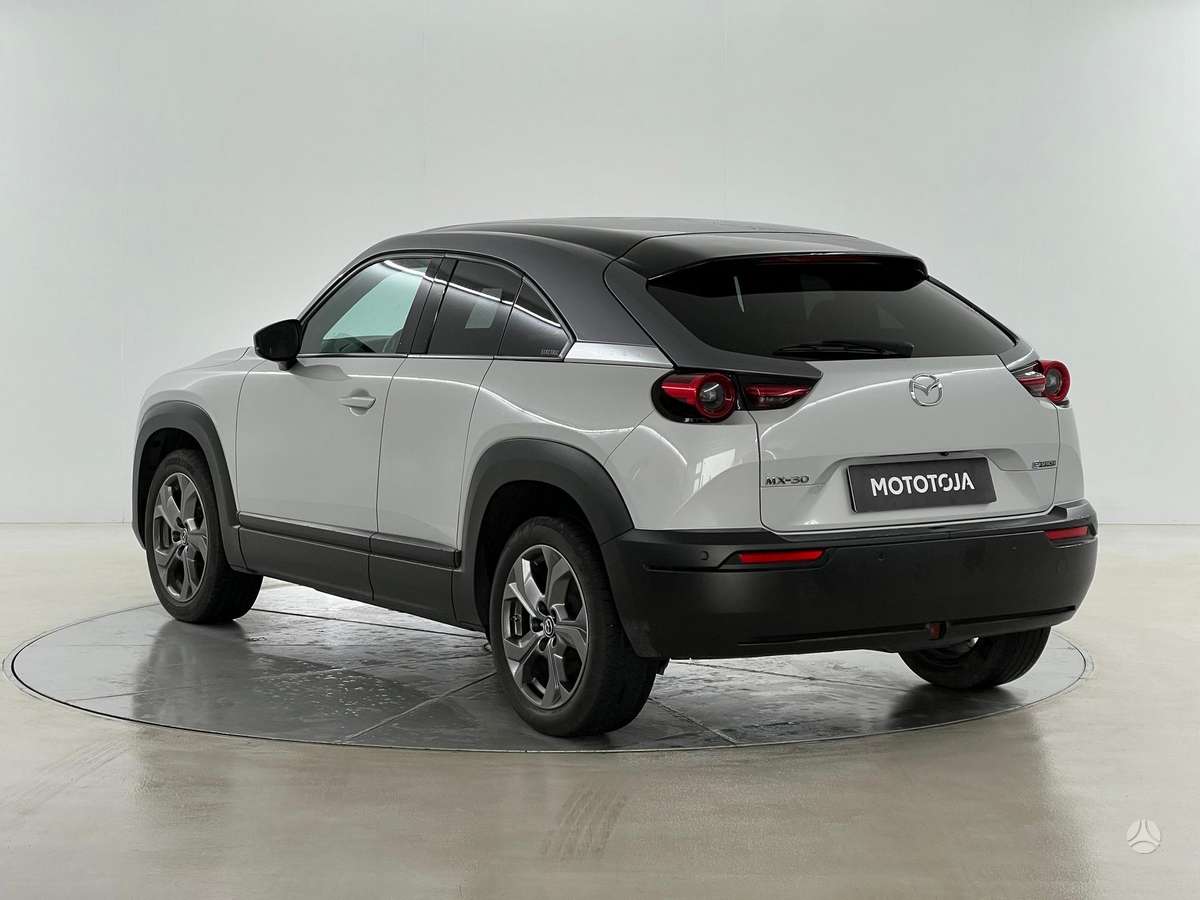 Mazda MX-30, Внедорожник / Кроссовер