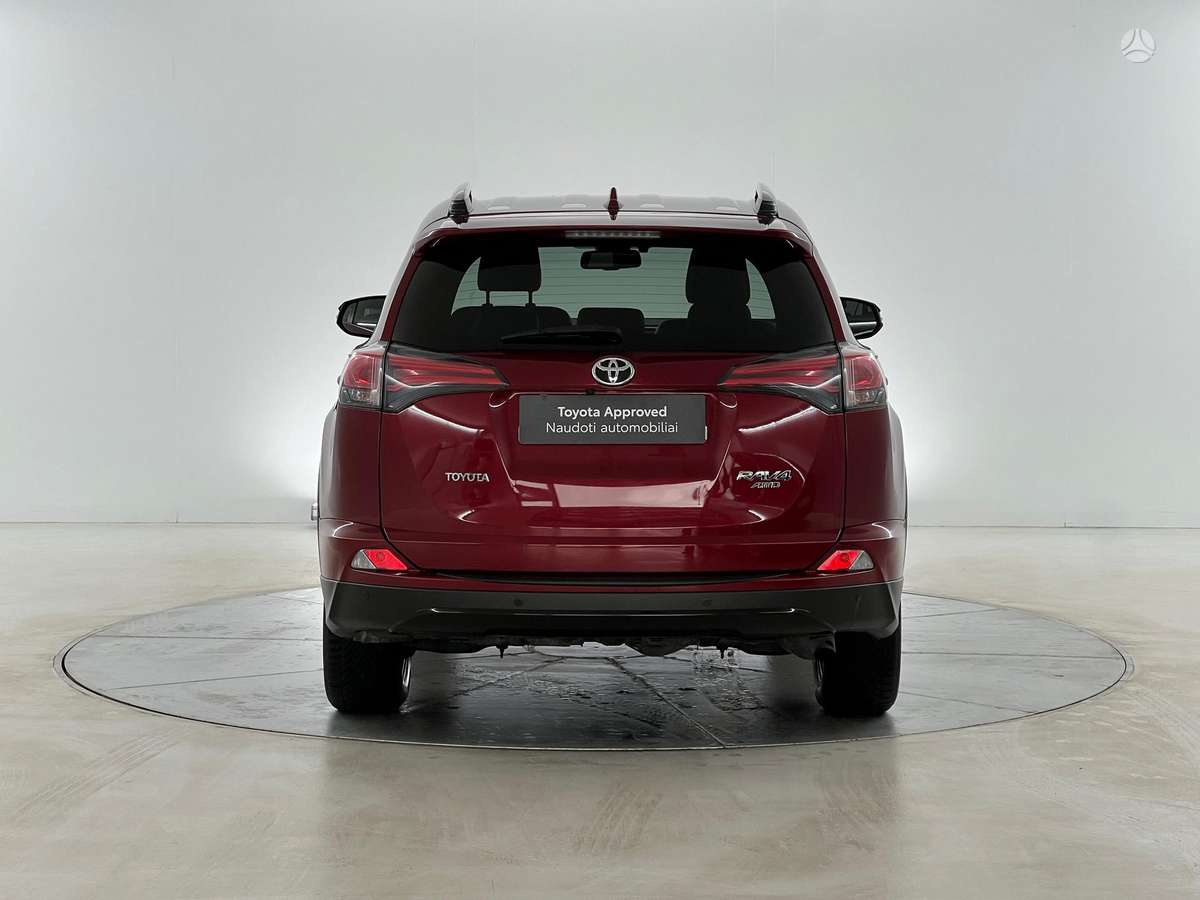 Toyota RAV4 - 4