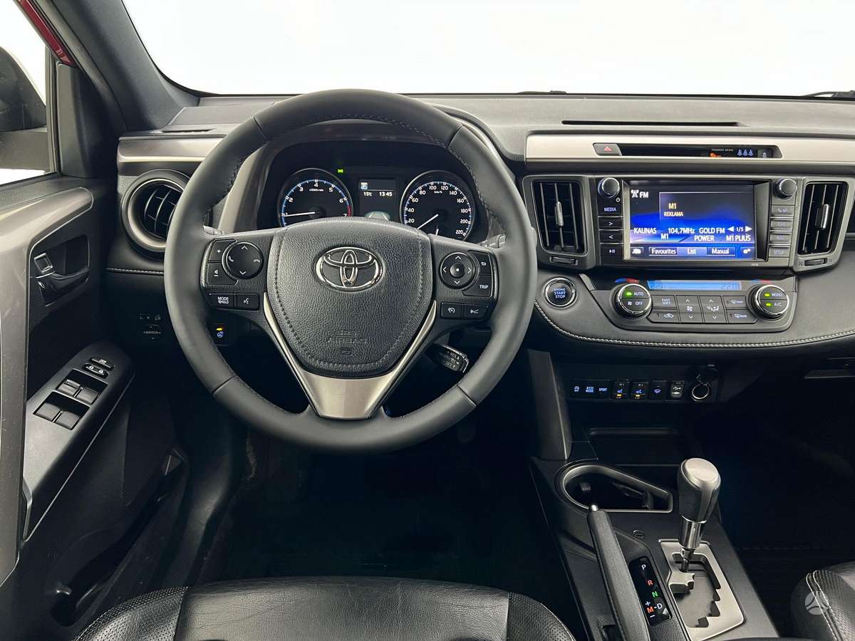 Toyota RAV4 - 9