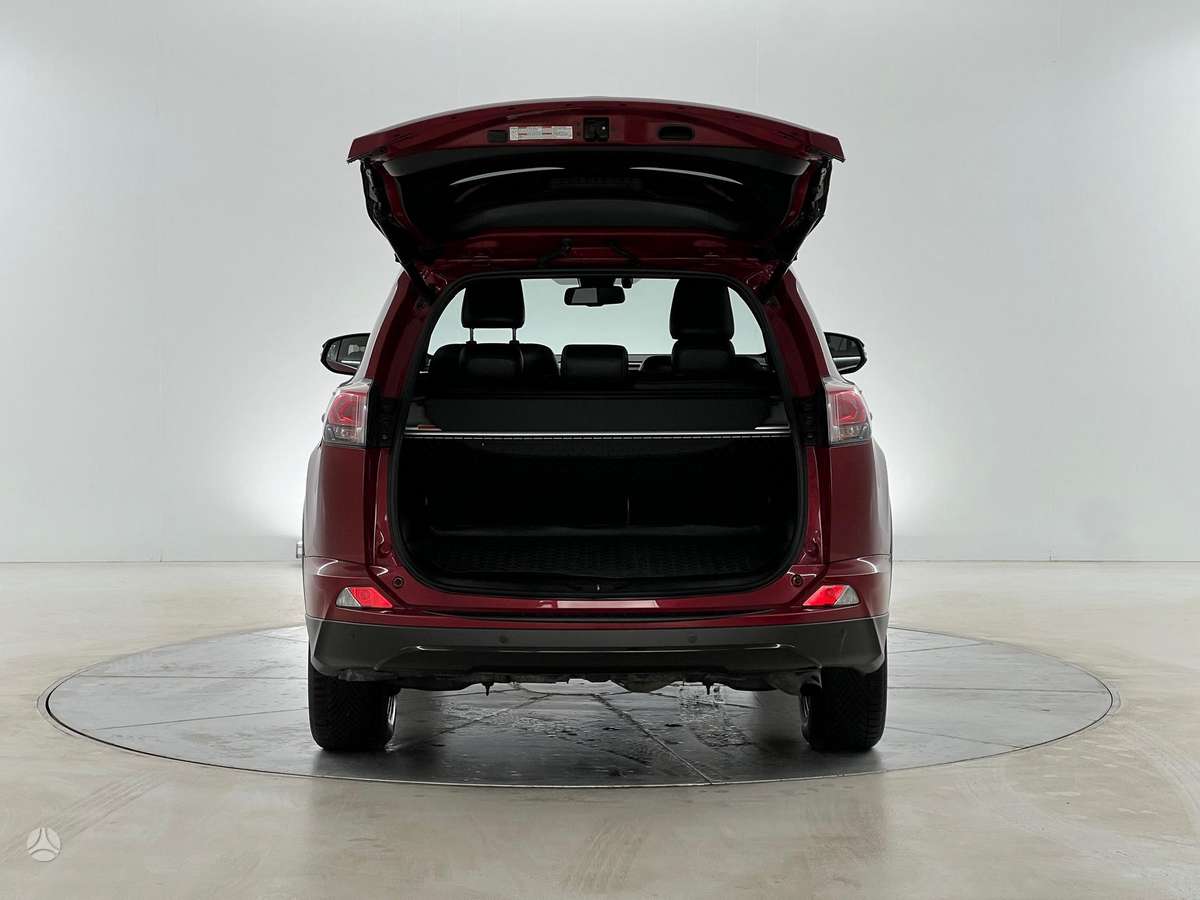 Toyota RAV4 - 10