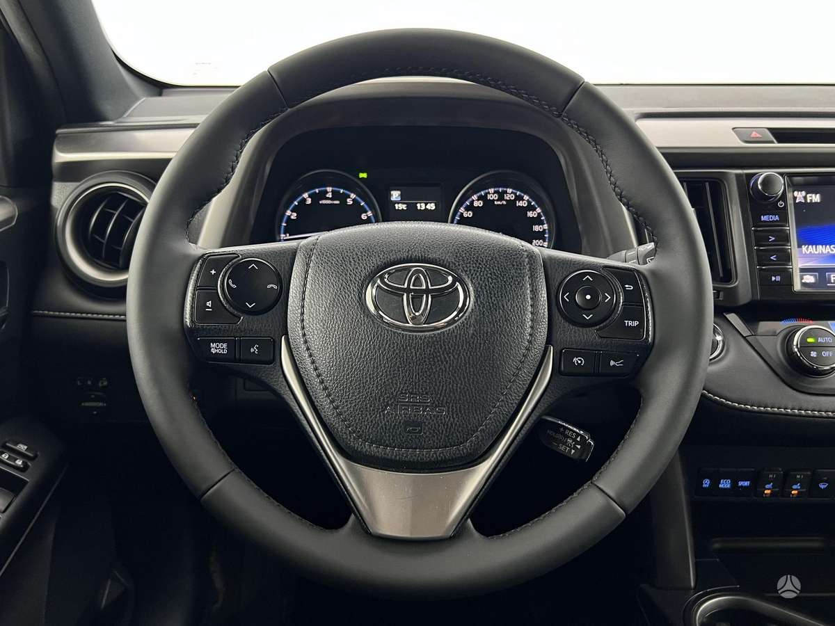 Toyota RAV4 - 12