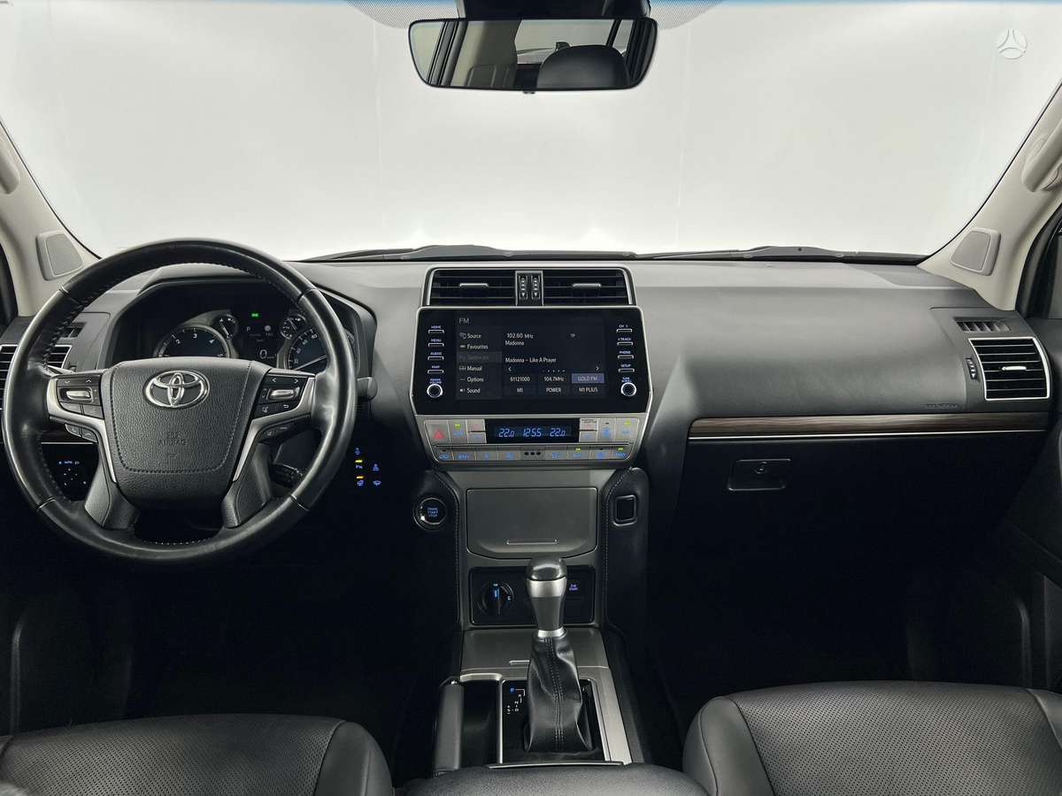 Toyota Land Cruiser - 8
