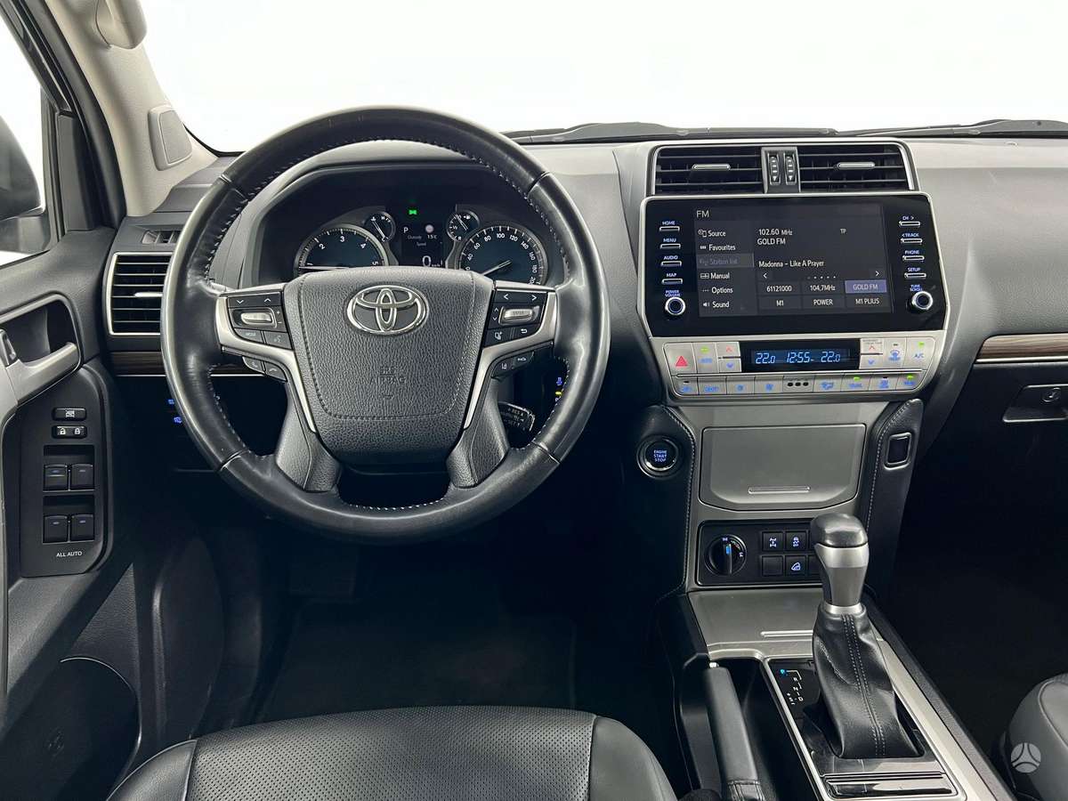 Toyota Land Cruiser - 9